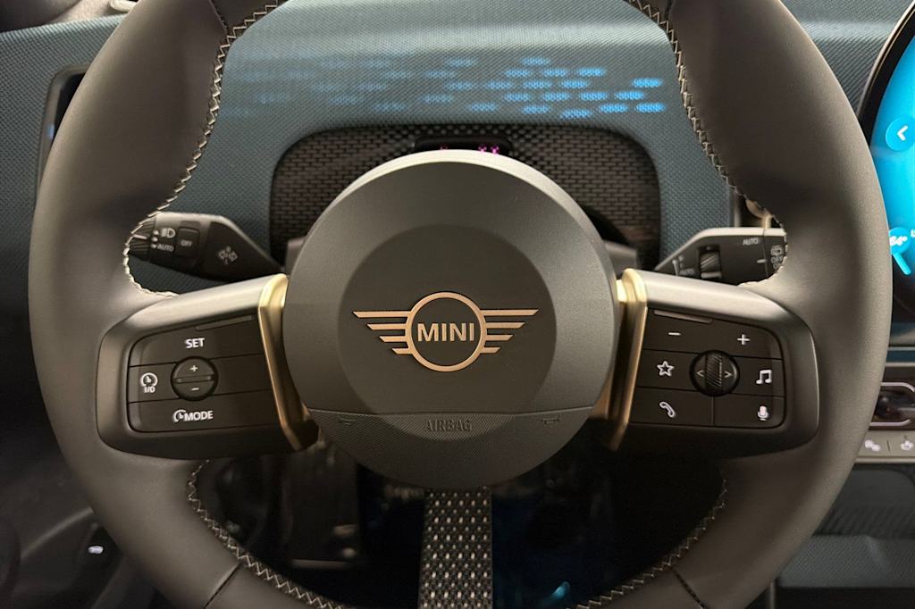 Thumbnail: 2027 MINI Cooper Countryman - 23