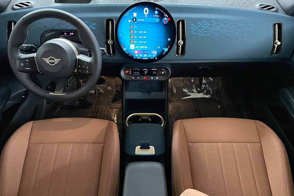 Thumbnail: 2027 MINI Cooper Countryman - 2