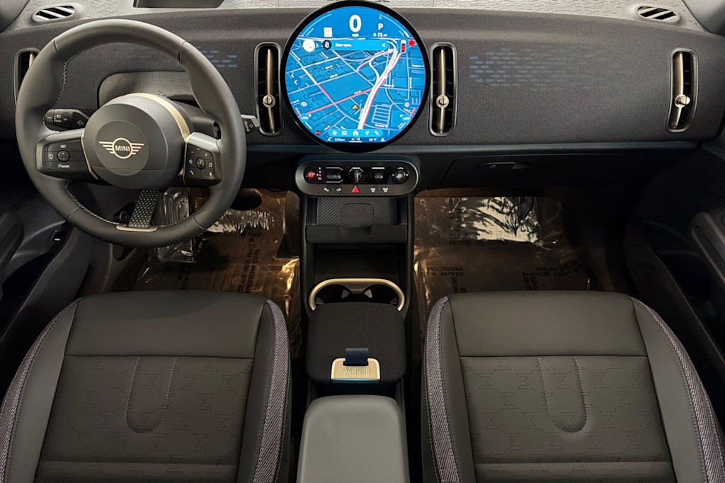 Thumbnail: 2027 MINI Cooper Countryman - 2