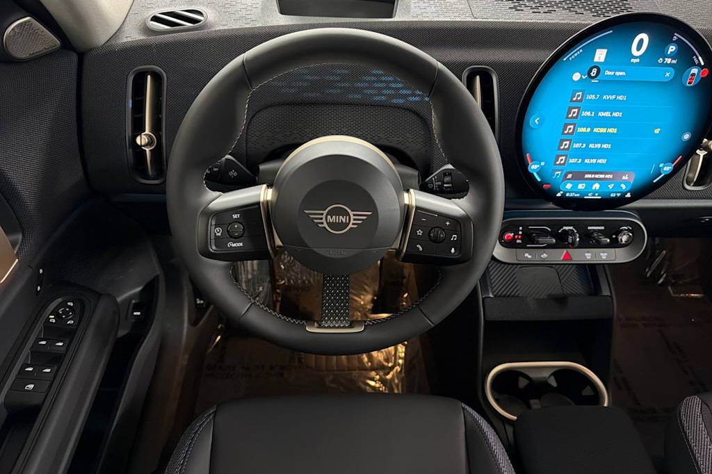 Thumbnail: 2027 MINI Cooper Countryman - 8