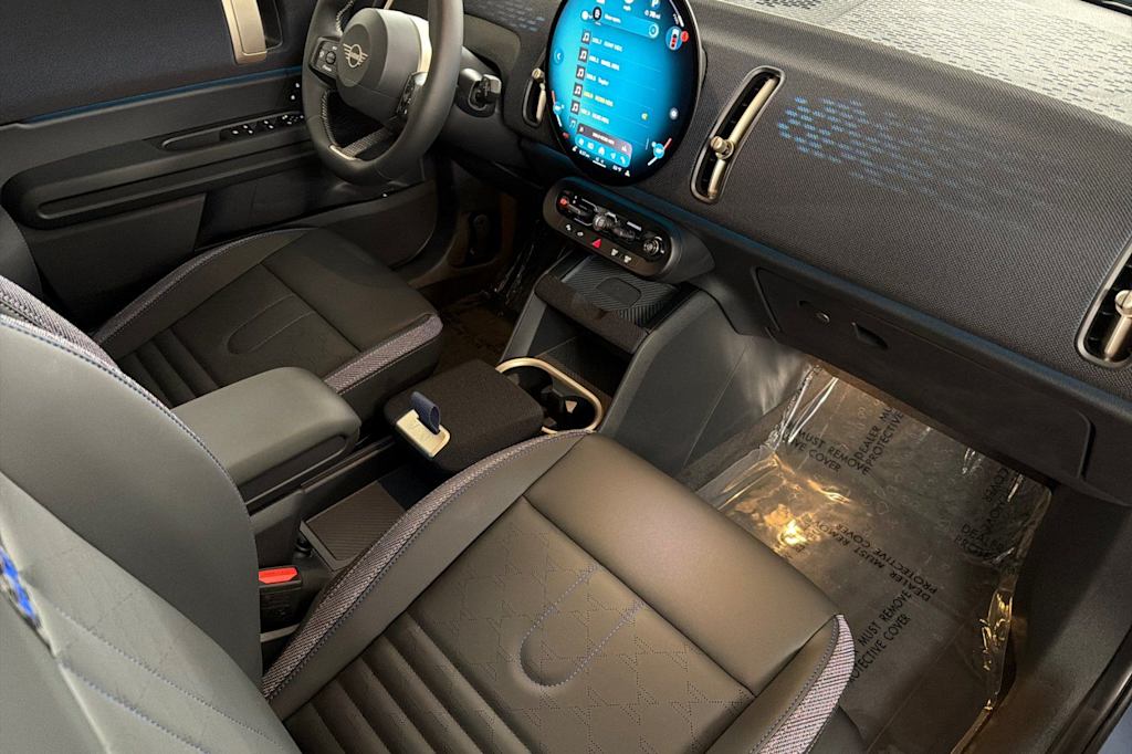 Thumbnail: 2027 MINI Cooper Countryman - 10