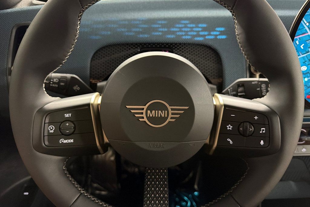 Thumbnail: 2027 MINI Cooper Countryman - 12