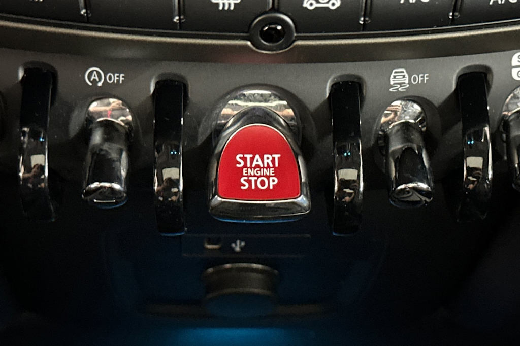 Thumbnail: 2023 MINI Cooper Countryman - 10