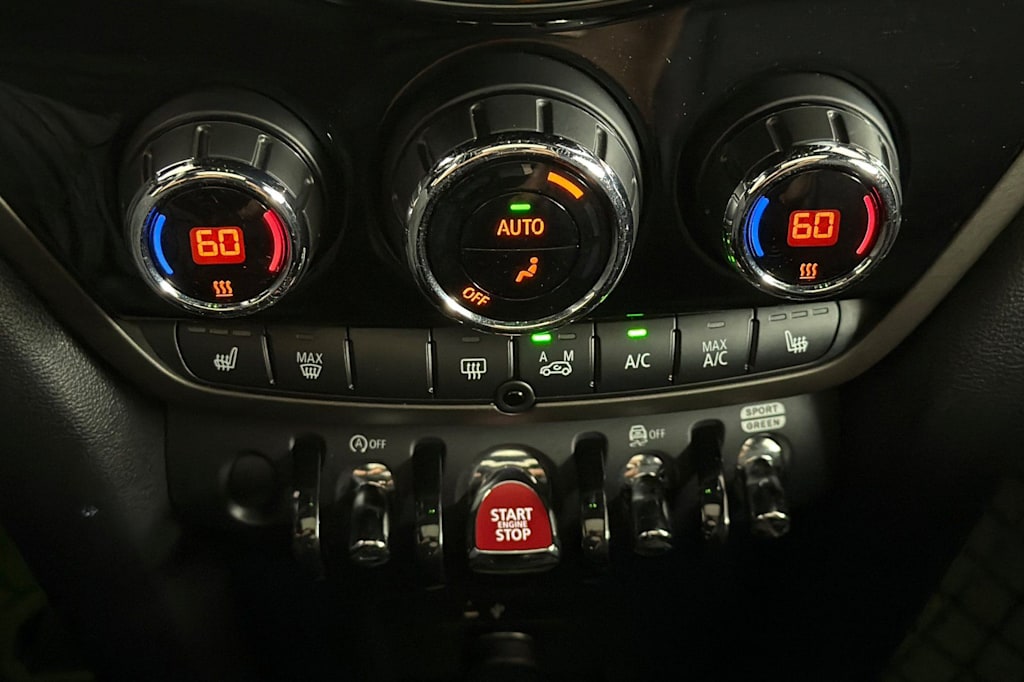 Thumbnail: 2021 MINI Cooper Countryman - 25