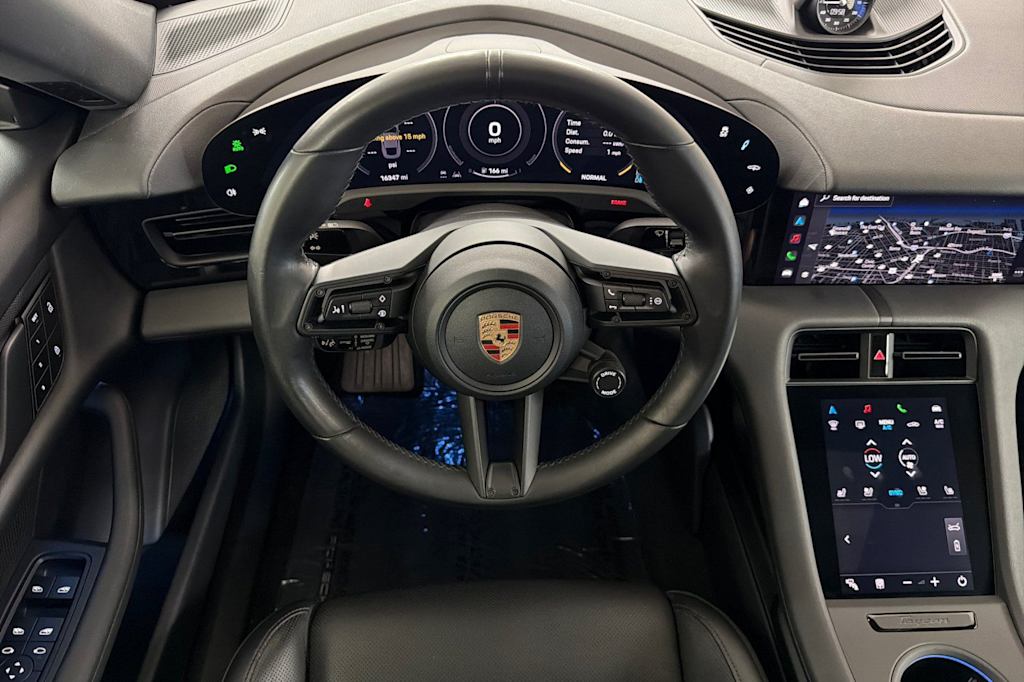 Thumbnail: 2023 Porsche Taycan - 9