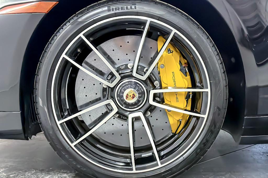 Thumbnail: 2024 Porsche 911 - 7