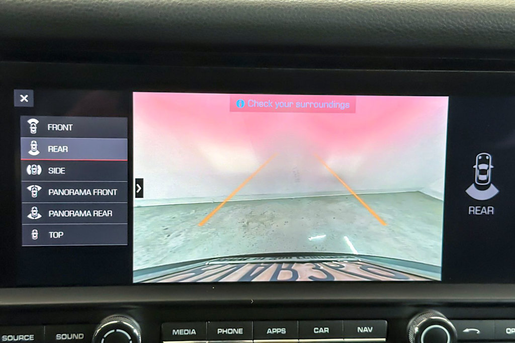 Thumbnail: 2021 Porsche Macan - 26