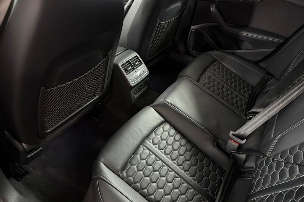 Thumbnail: 2021 Audi RS 5 - 11