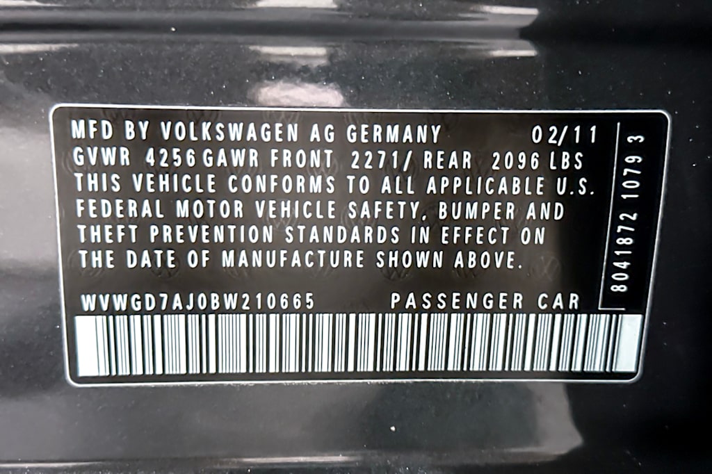 Thumbnail: 2011 Volkswagen Golf - 16