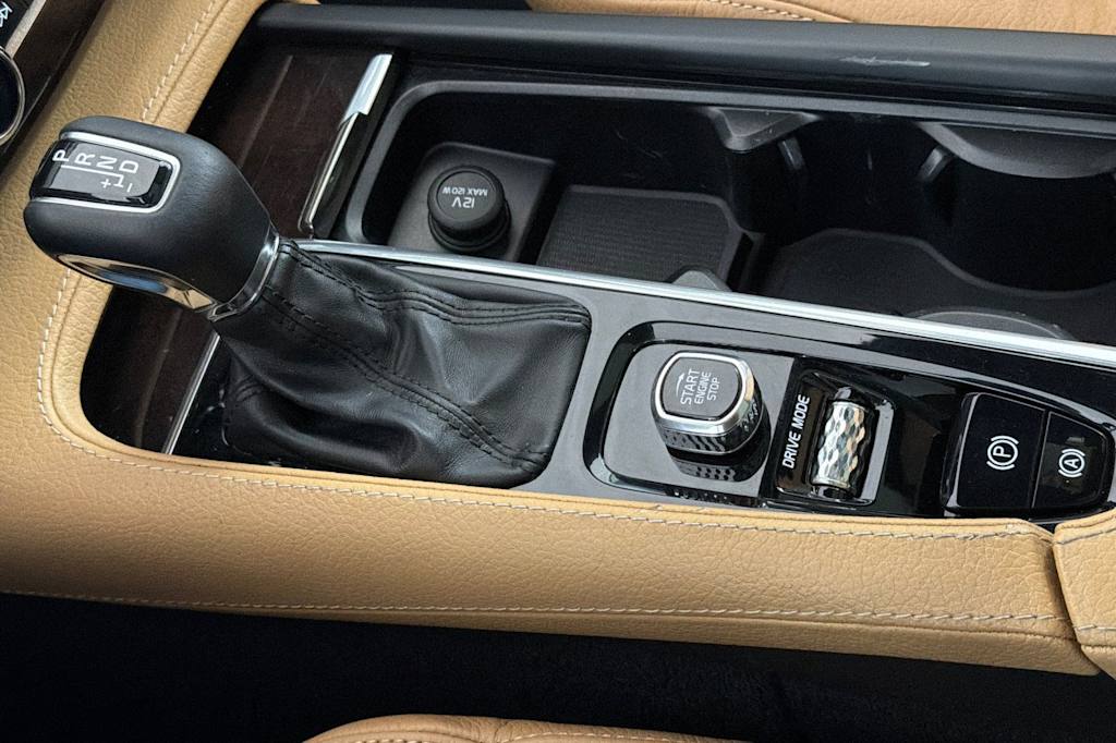 Thumbnail: 2019 Volvo XC90 - 14