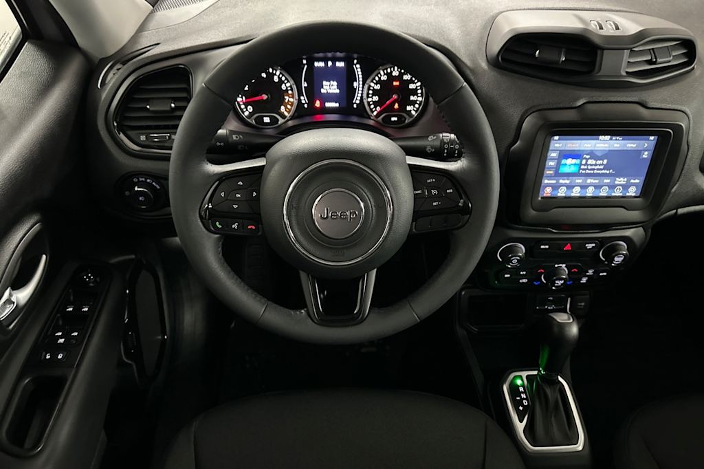 Thumbnail: 2020 Jeep Renegade - 11