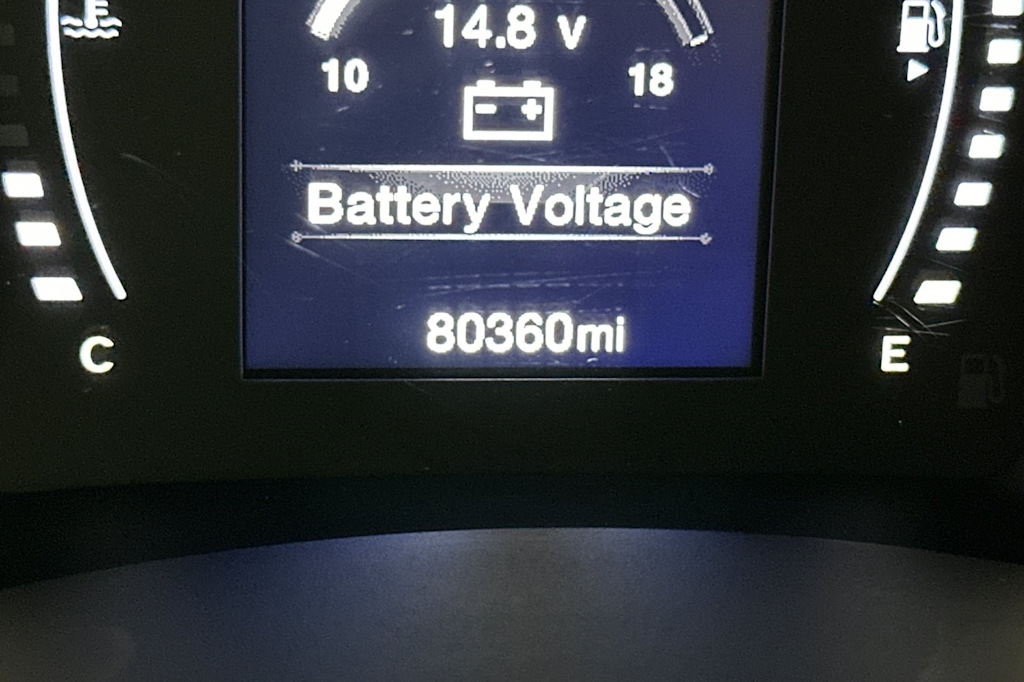 Thumbnail: 2020 Jeep Renegade - 27