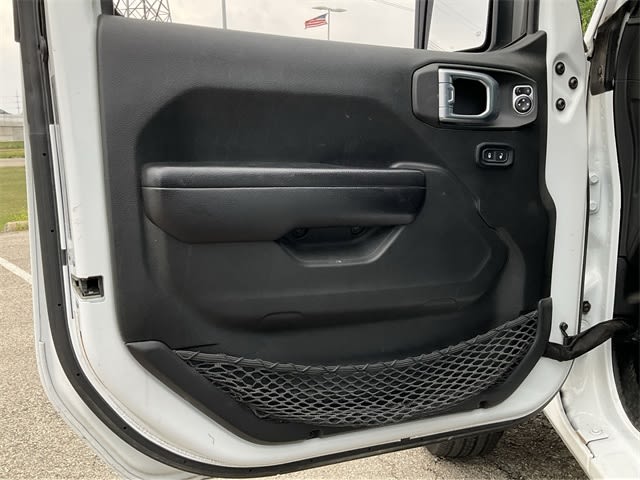 2021 Jeep Wrangler Sport 24