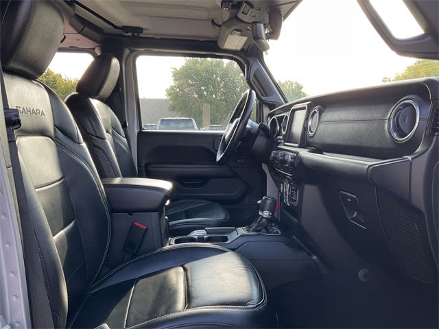 Thumbnail: 2018 Jeep Wrangler - 23