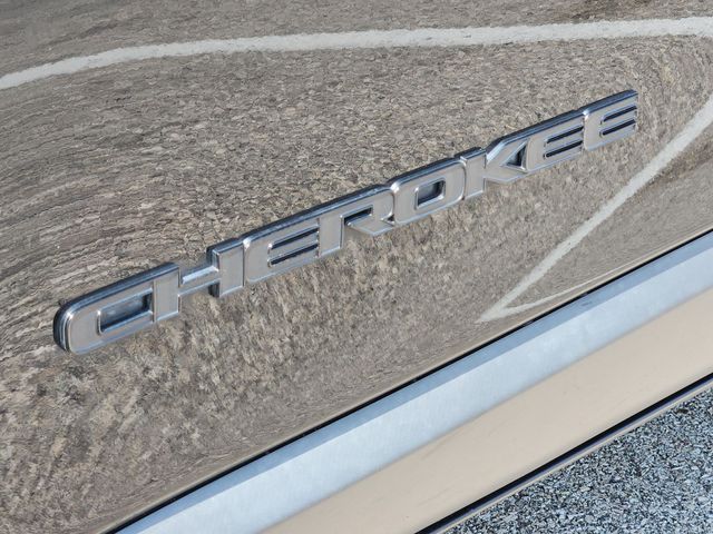 Thumbnail: 2020 Jeep Cherokee - 6