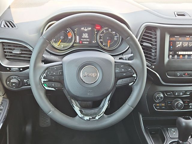 Thumbnail: 2020 Jeep Cherokee - 13