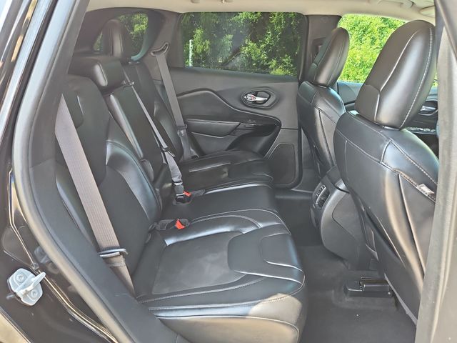 Thumbnail: 2020 Jeep Cherokee - 25