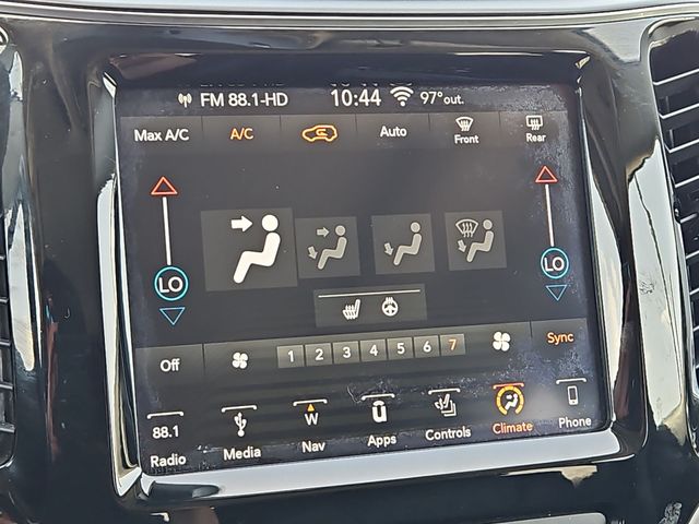 Thumbnail: 2019 Jeep Cherokee - 29
