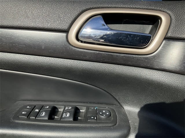 Thumbnail: 2014 Jeep Grand Cherokee - 14