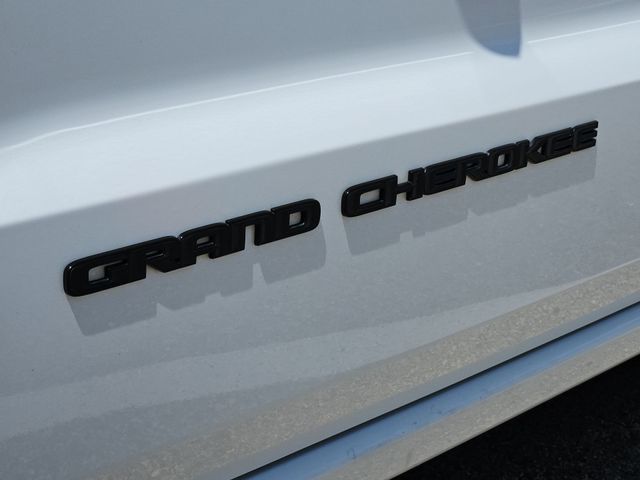 Thumbnail: 2019 Jeep Grand Cherokee - 6