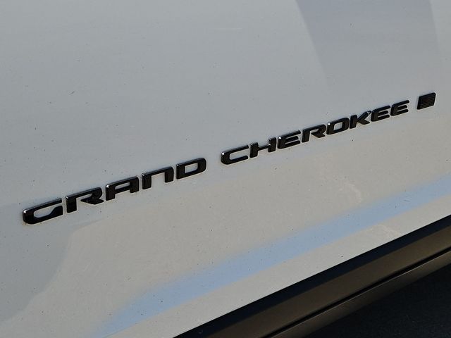 Thumbnail: 2023 Jeep Grand Cherokee - 6