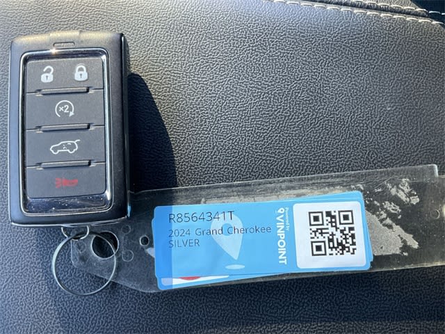 Thumbnail: 2024 Jeep Grand Cherokee L - 15