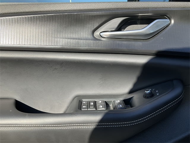 Thumbnail: 2024 Jeep Grand Cherokee L - 23