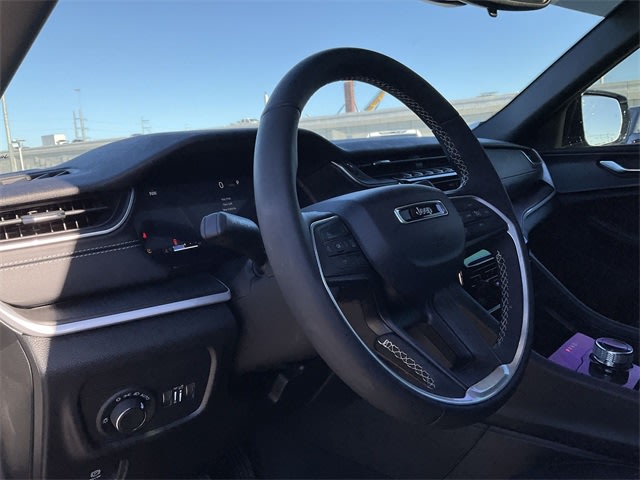 Thumbnail: 2024 Jeep Grand Cherokee L - 2