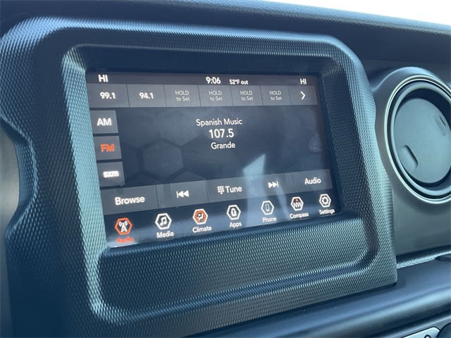 Thumbnail: 2022 Jeep Gladiator - 12