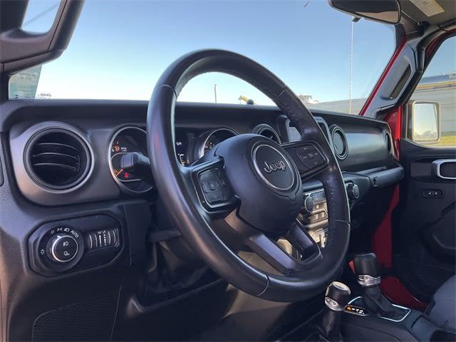 Thumbnail: 2022 Jeep Gladiator - 2