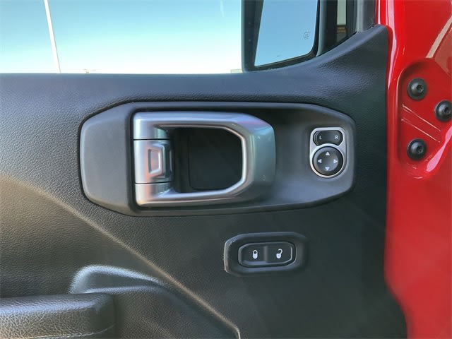 Thumbnail: 2022 Jeep Gladiator - 22