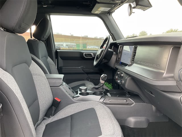 Thumbnail: 2025 Ford Bronco - 9