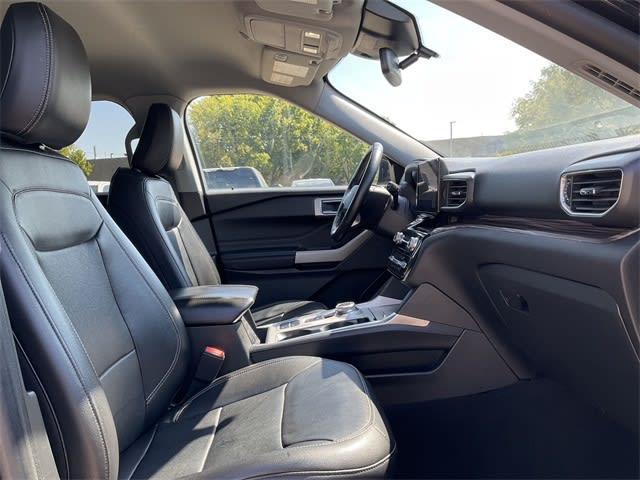 Thumbnail: 2023 Ford Explorer - 25