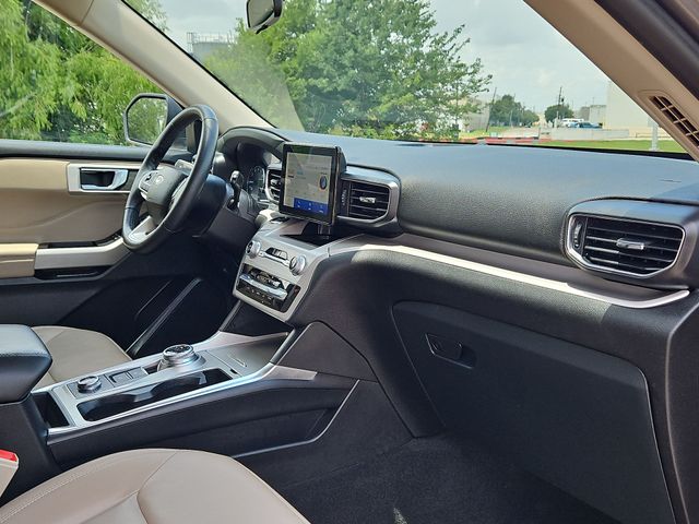 Thumbnail: 2024 Ford Explorer - 8