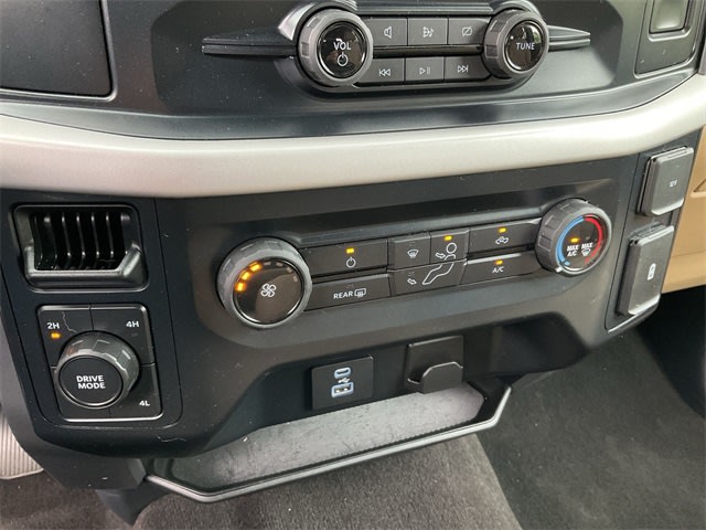 2023 Ford F-150 XLT 23
