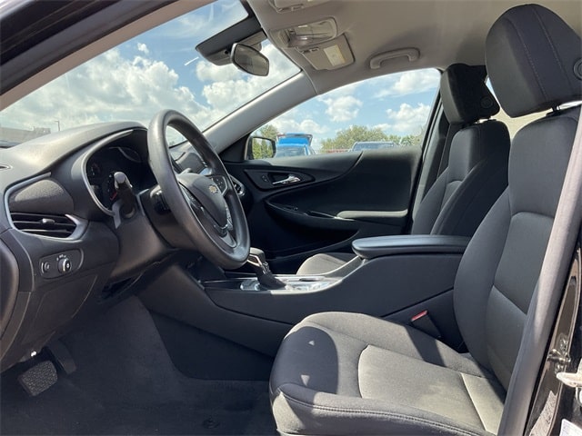 Thumbnail: 2024 Chevrolet Malibu - 8