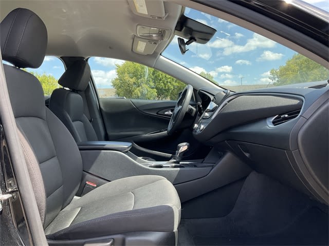 Thumbnail: 2024 Chevrolet Malibu - 24