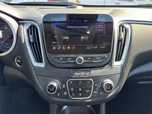 Thumbnail: 2024 Chevrolet Malibu - 12