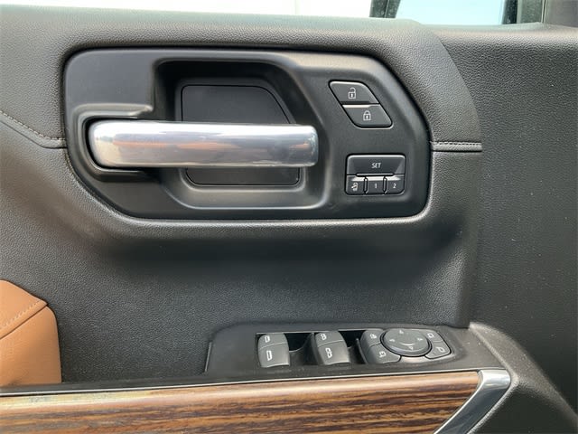 Thumbnail: 2019 Chevrolet Silverado 1500 - 22