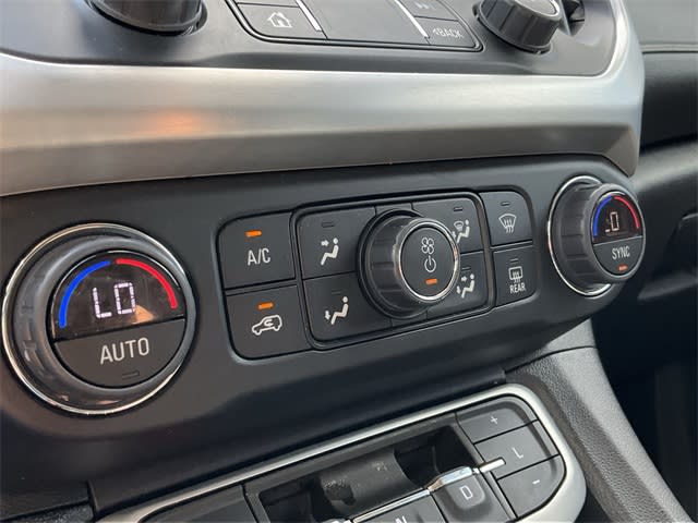 Thumbnail: 2023 GMC Acadia - 27