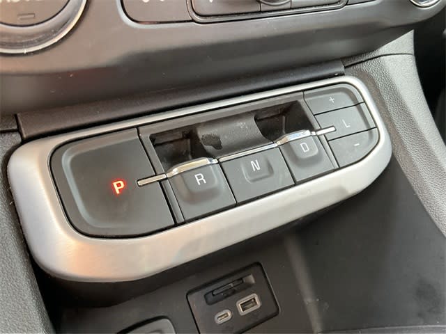 Thumbnail: 2023 GMC Acadia - 28