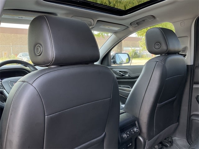 Thumbnail: 2023 GMC Acadia - 10