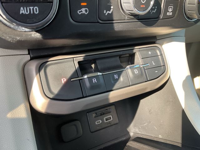 Thumbnail: 2023 GMC Acadia - 27