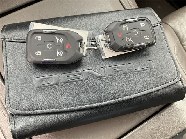2019 GMC Yukon XL Denali 15