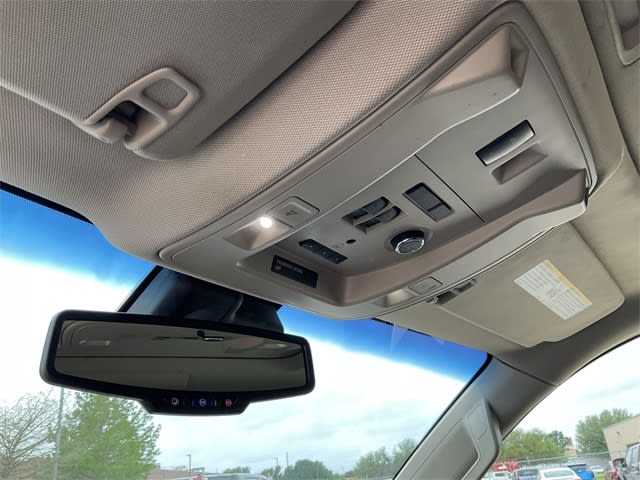 2019 GMC Yukon XL Denali 29