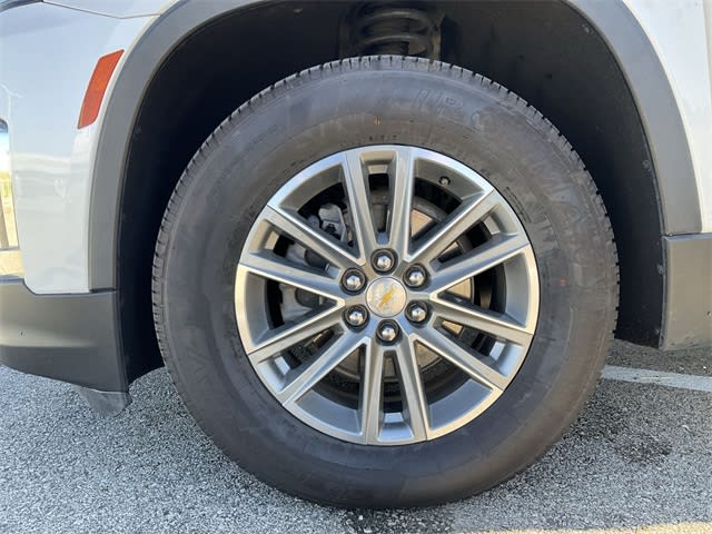 Thumbnail: 2023 Chevrolet Traverse - 6