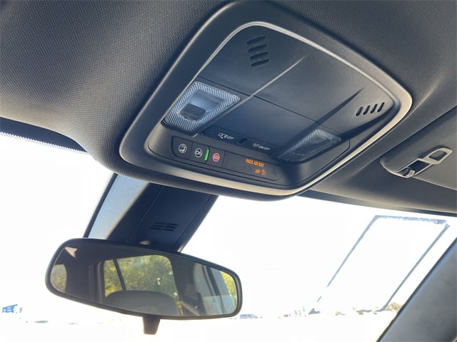 Thumbnail: 2023 Chevrolet Traverse - 27