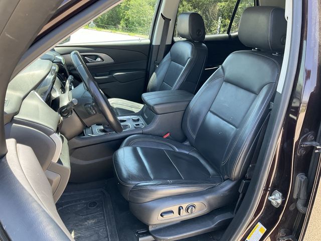 Thumbnail: 2021 Chevrolet Traverse - 9