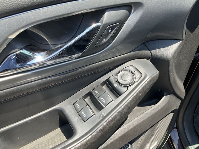Thumbnail: 2021 Chevrolet Traverse - 22