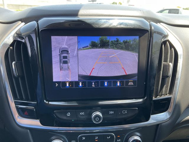 Thumbnail: 2021 Chevrolet Traverse - 25